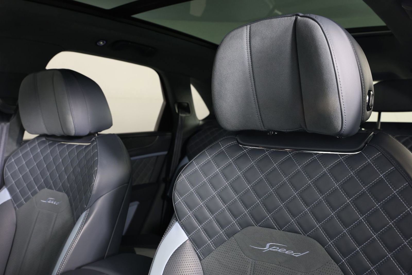 Certified 2023 Bentley Bentayga Speed image 25