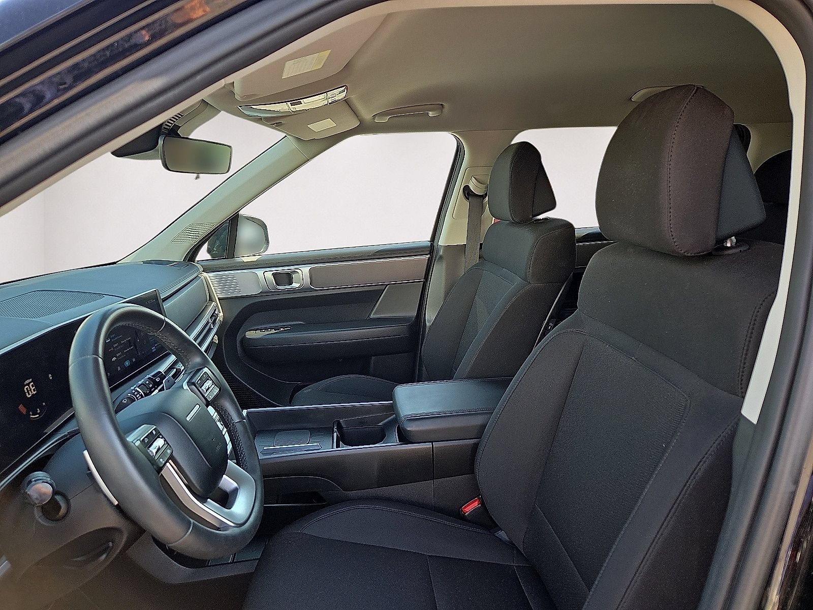 Used 2025 Hyundai Santa Fe SE FWD image 9