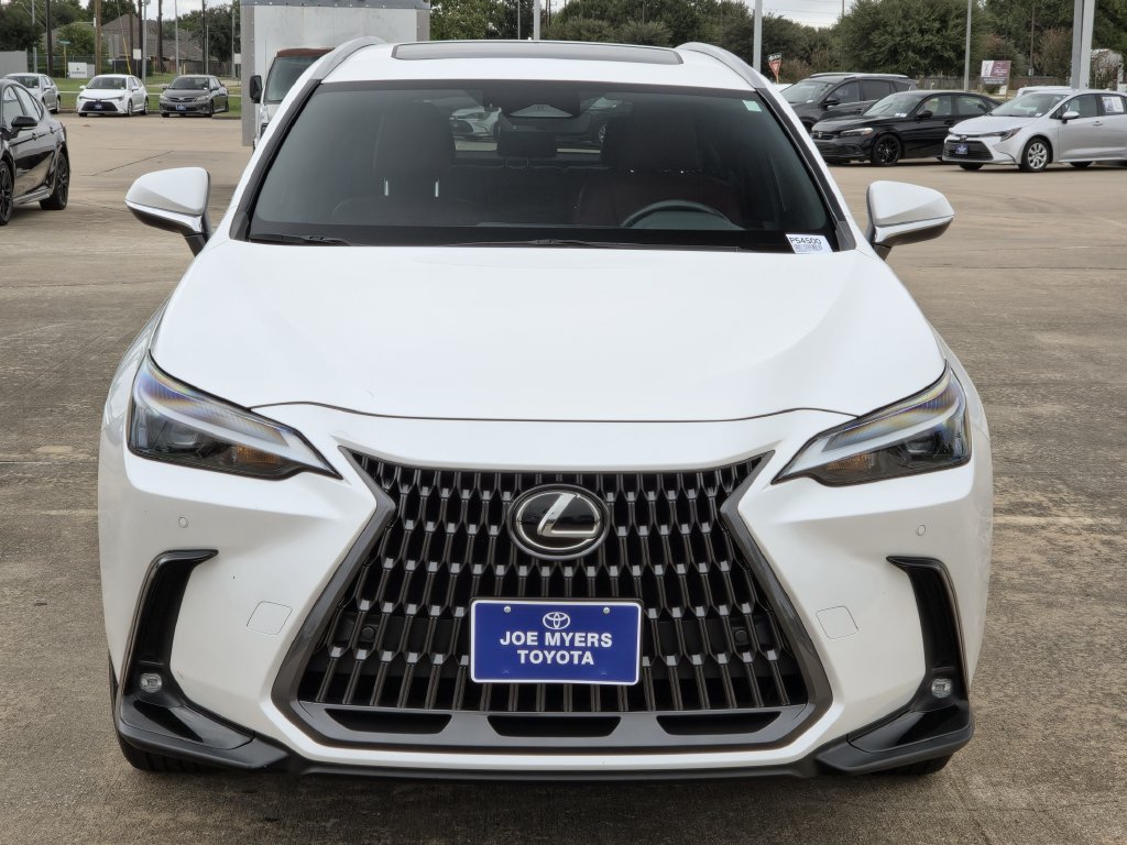 Used 2024 Lexus NX 250 FWD image 3