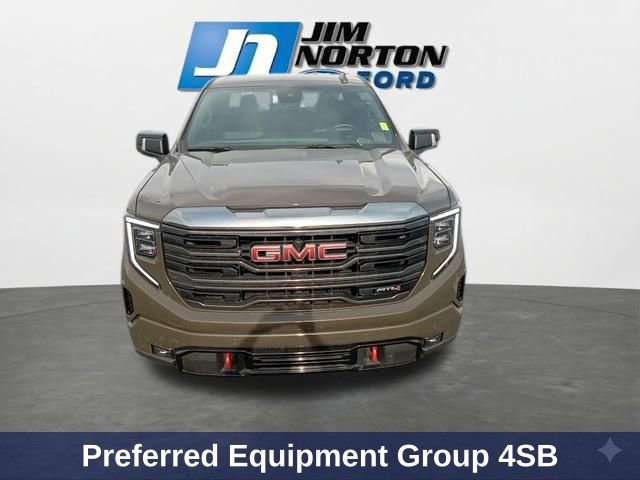 Used 2023 GMC Sierra 1500 AT4 w/ AT4 Premium Package image 3