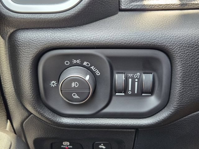 Used 2025 RAM 1500 Lone Star AWD/4WD image 29