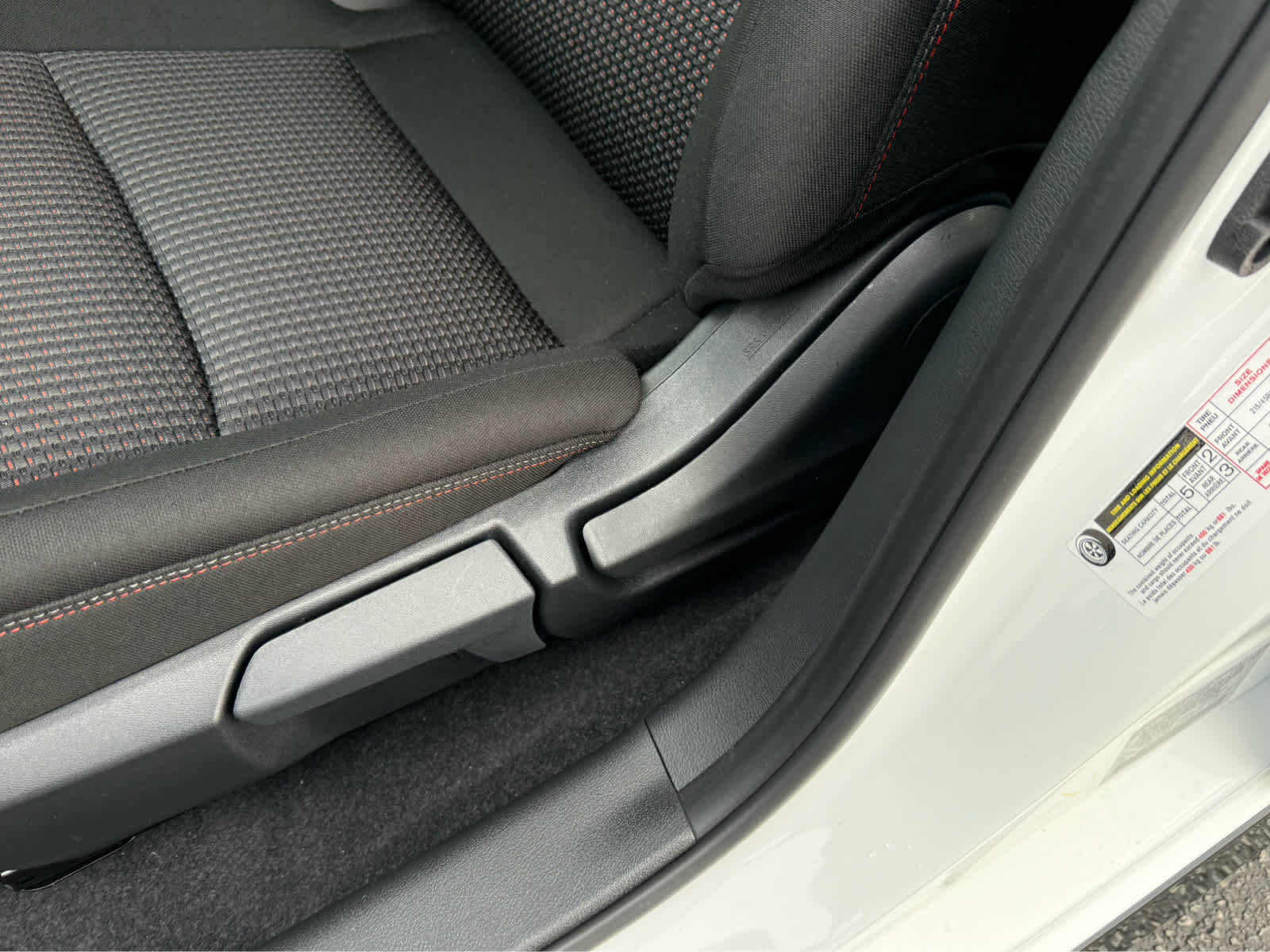 New 2026 Nissan Sentra SR w/ Floor Mat Package FWD image 23