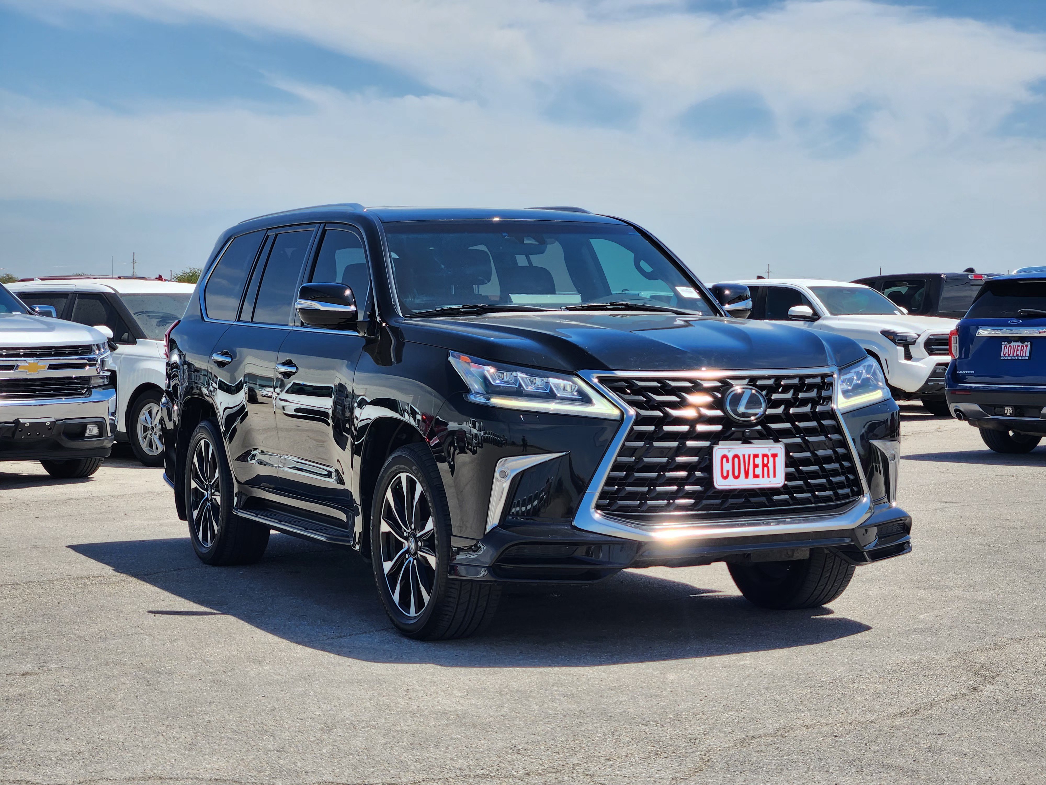 Used 2021 Lexus LX 570 4WD w/ Sport Package image 3