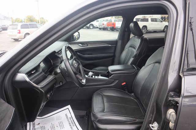 Used 2022 Jeep Grand Cherokee L Overland image 5