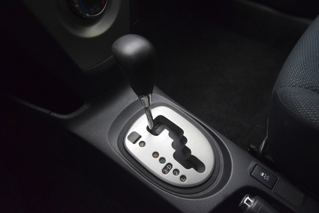 Used 2010 Toyota Yaris Sedan FWD image 19