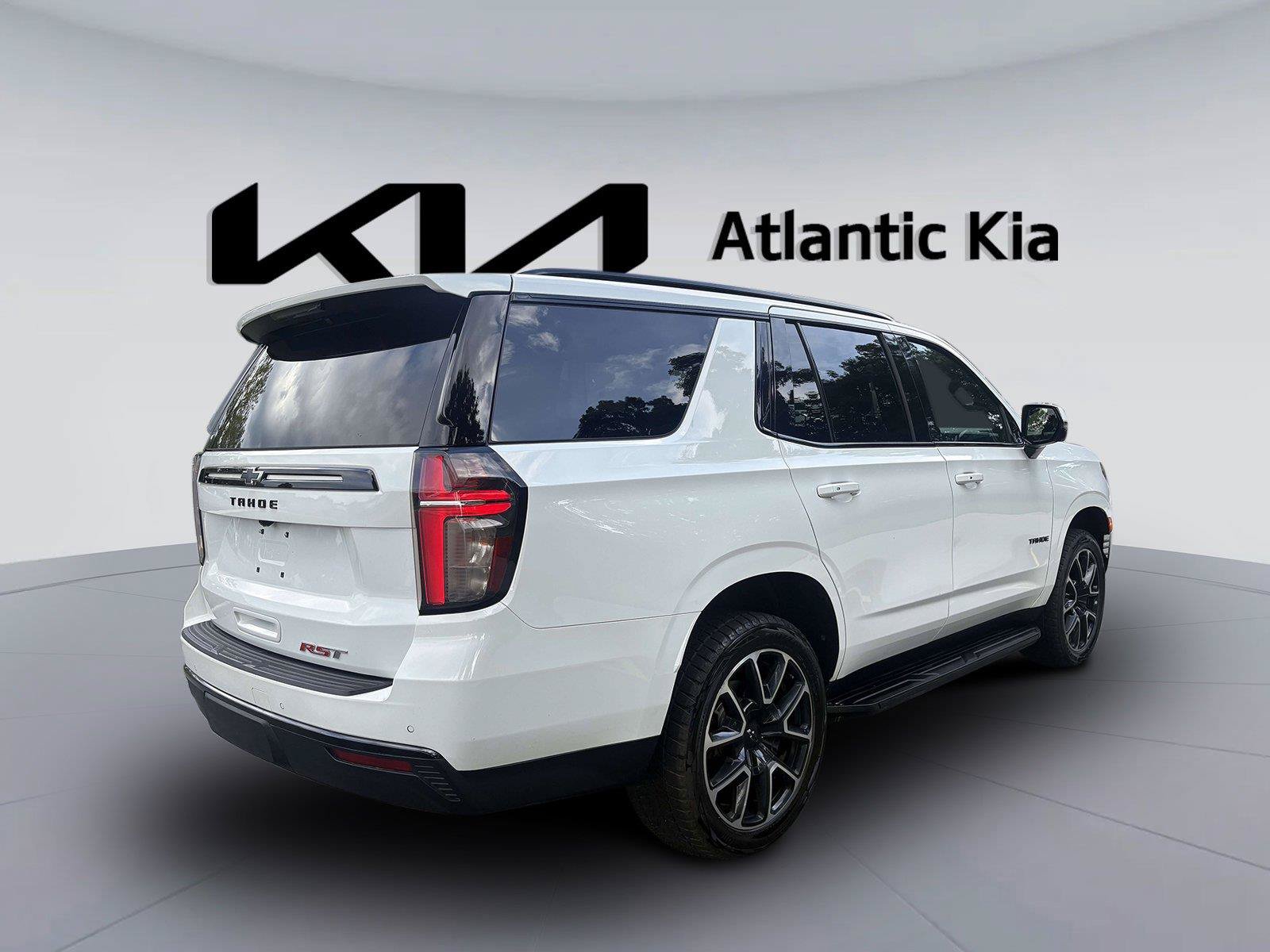 Used 2023 Chevrolet Tahoe RST AWD/4WD image 7