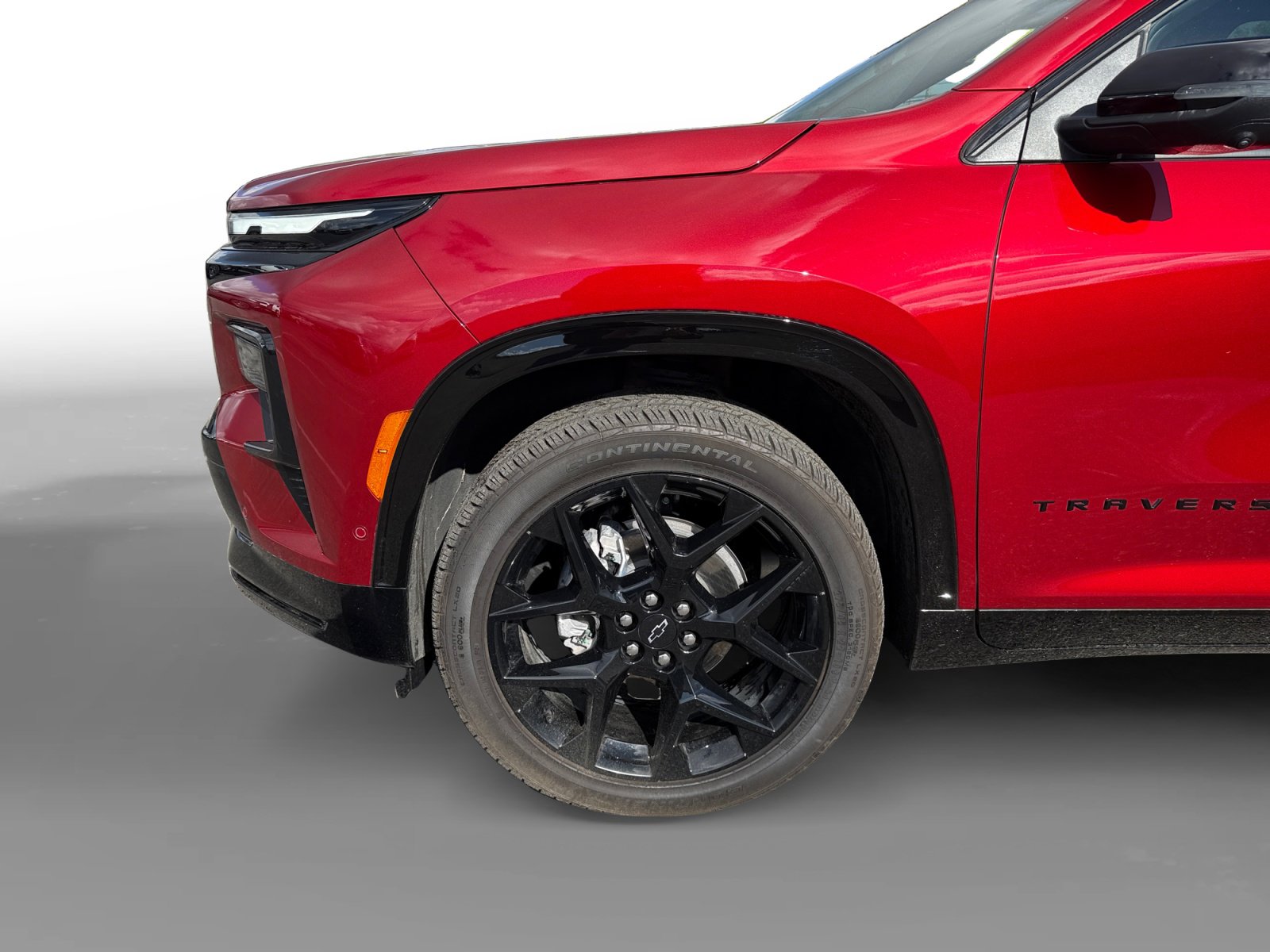 Used 2025 Chevrolet Traverse RS w/ LPO, Floor Liner Package image 9