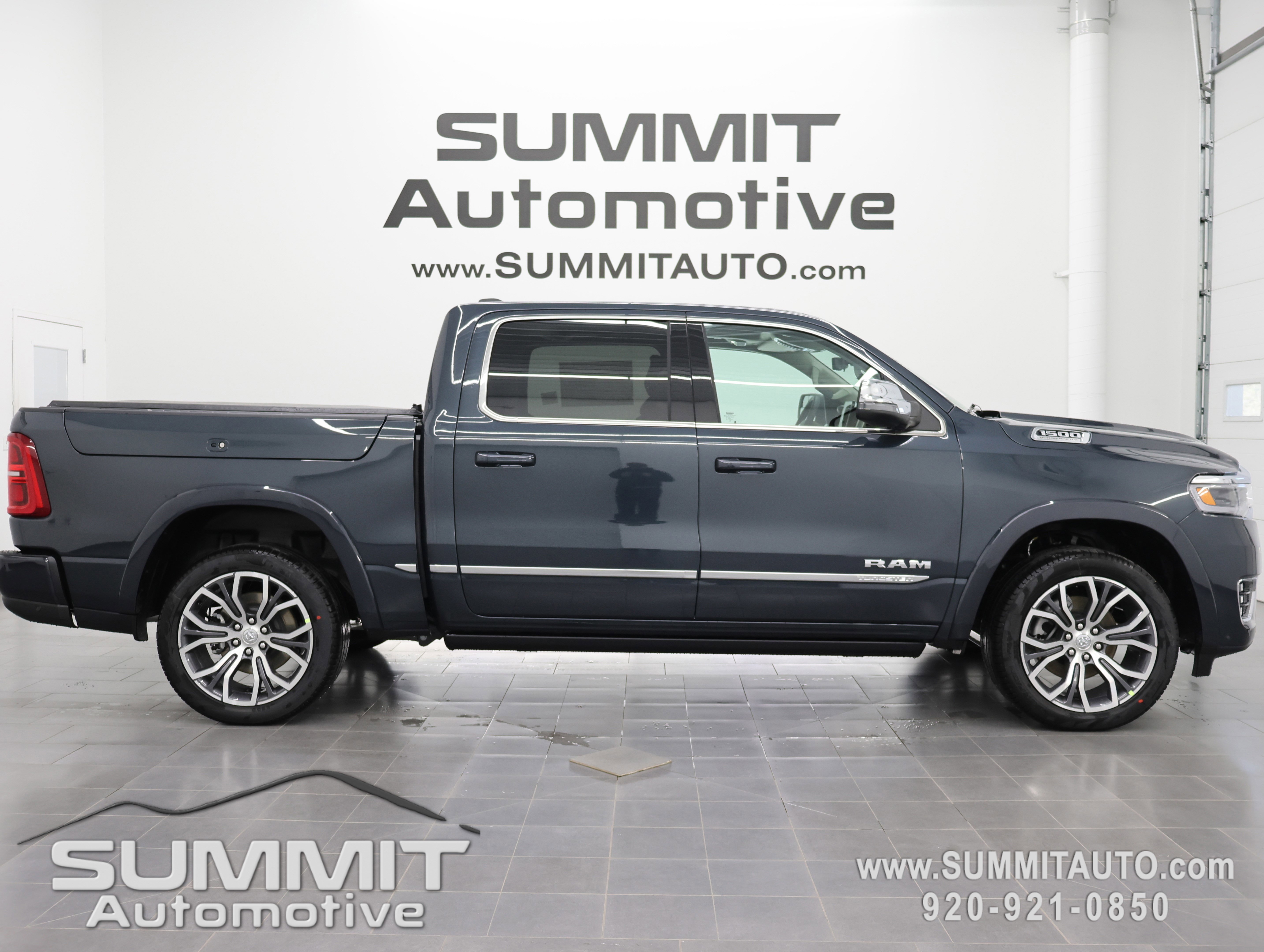 New 2026 RAM 1500 Tungsten AWD/4WD image 1