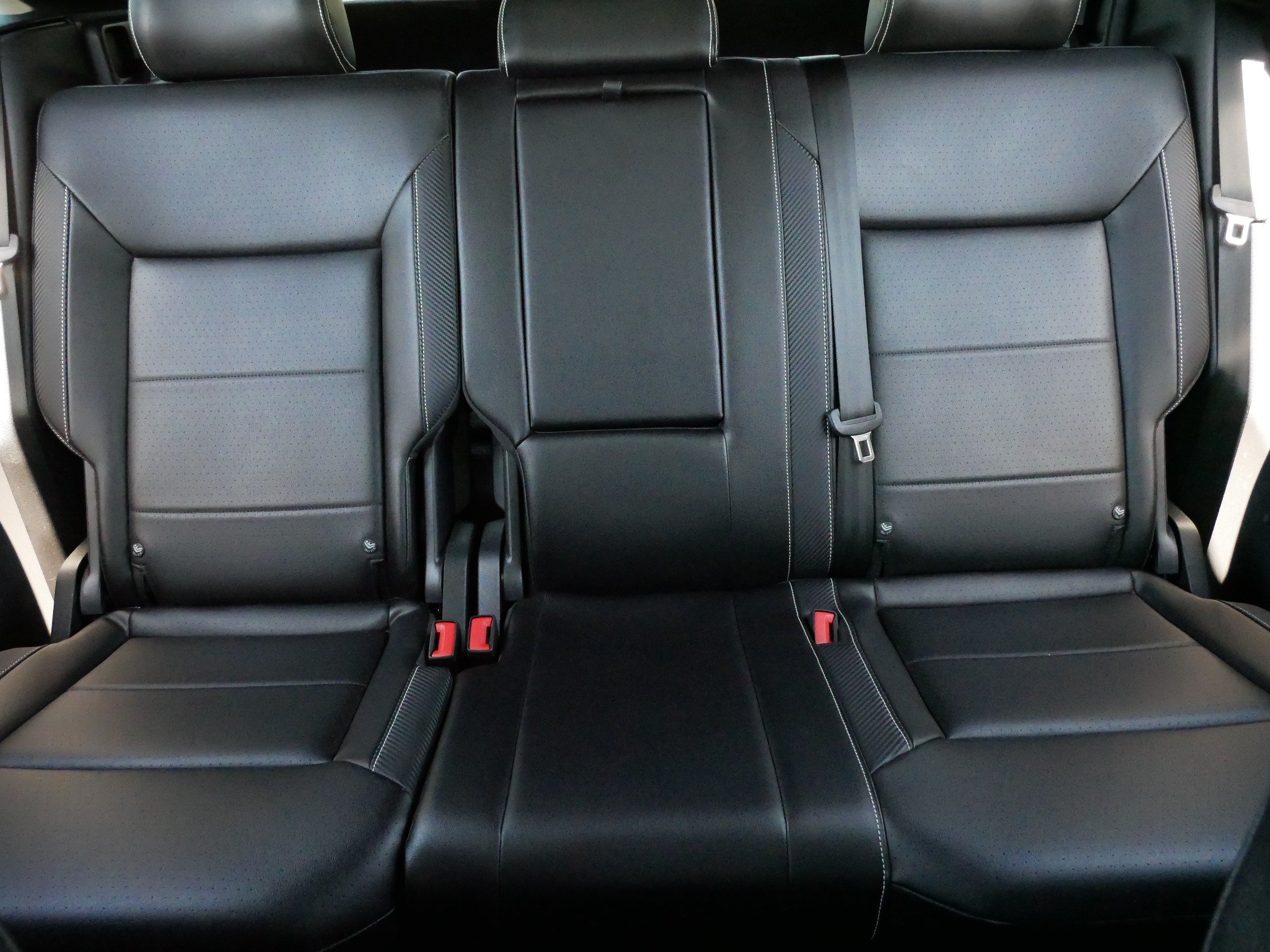 Certified 2023 Volkswagen Atlas Cross Sport SE w/ Panoramic Sunroof Package AWD/4WD image 6
