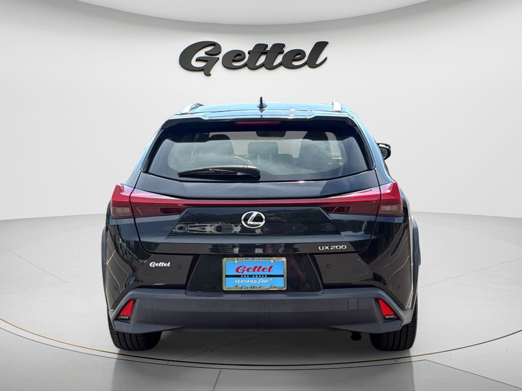 Used 2021 Lexus UX 200 w/ Premium Package FWD image 6