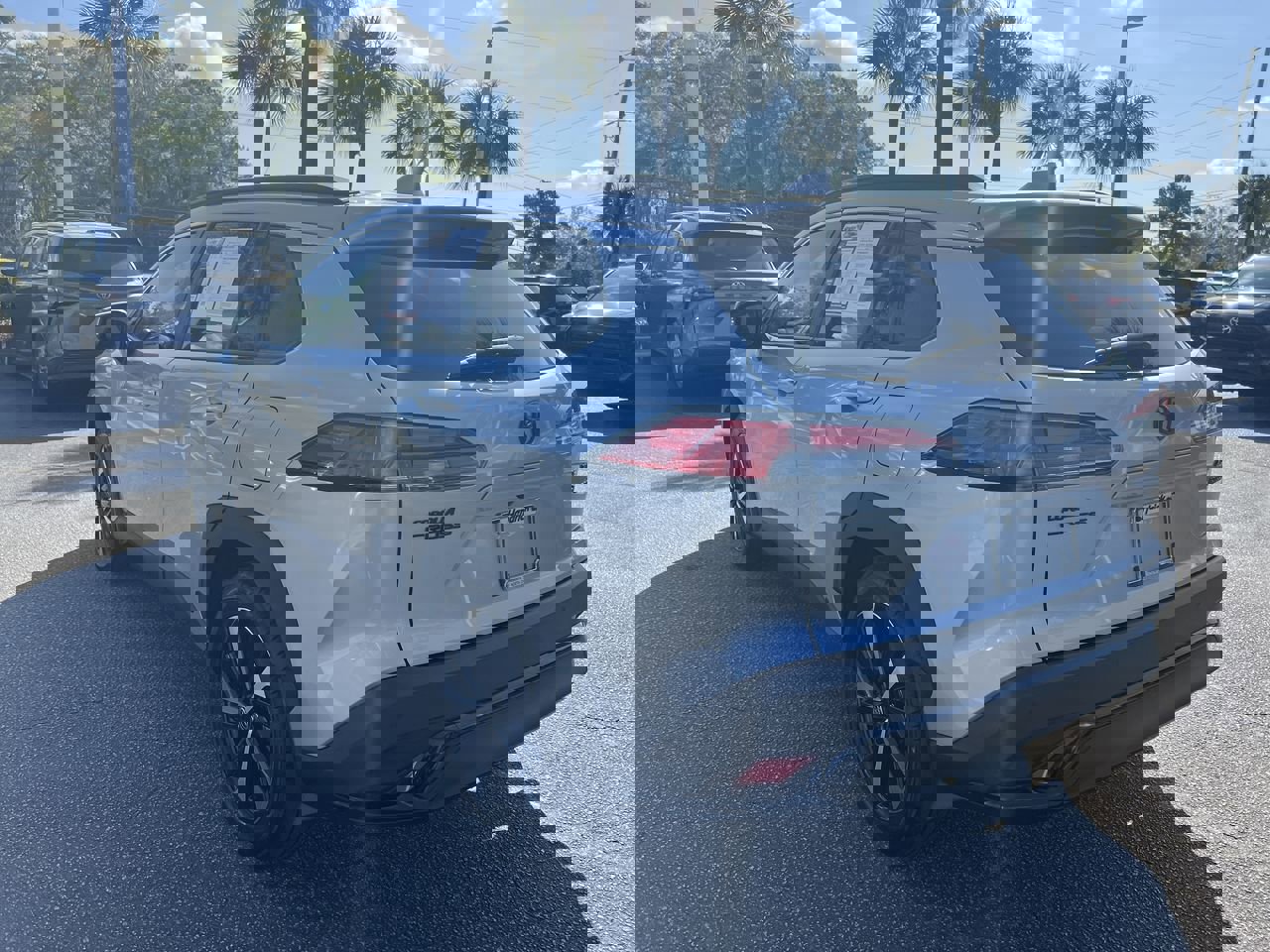 Used 2024 Toyota Corolla Cross XSE w/ Convenience Package image 8