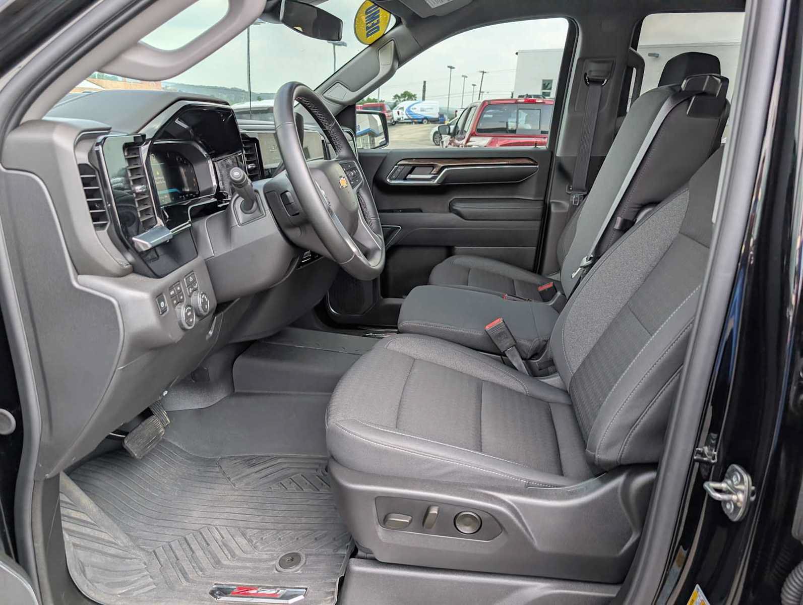 New 2026 Chevrolet Silverado 1500 LT w/ All Star Edition Plus AWD/4WD image 13