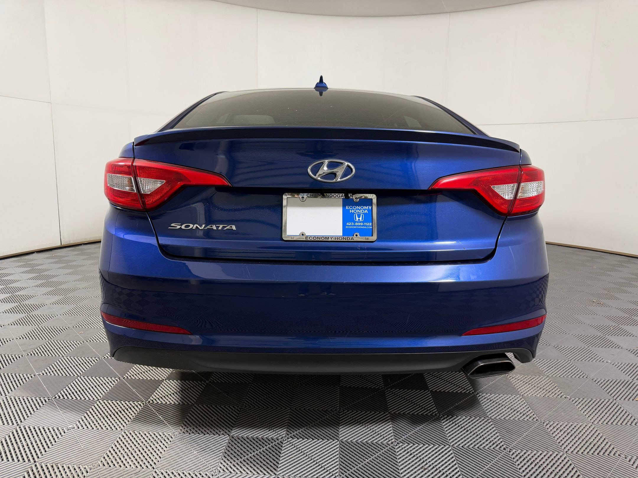 Used 2017 Hyundai Sonata SE FWD image 8