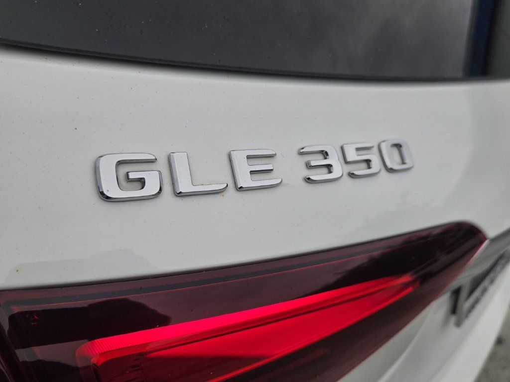Used 2025 Mercedes-Benz GLE 350 4MATIC image 14