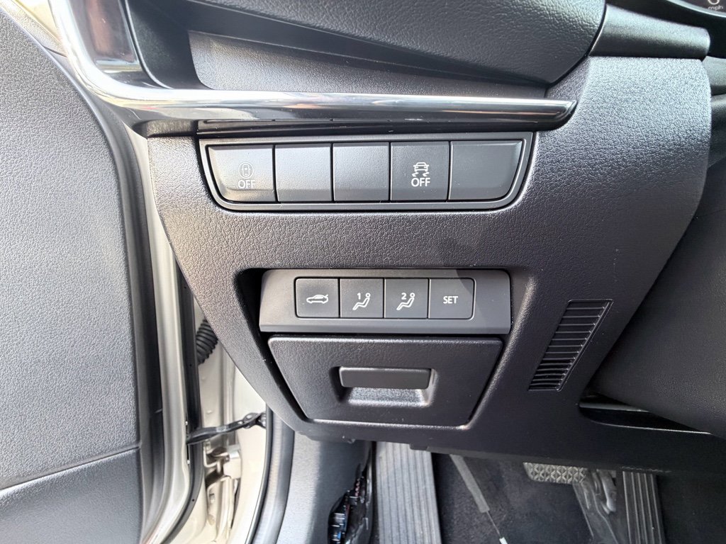 Used 2022 MAZDA MAZDA3 s AWD/4WD image 10