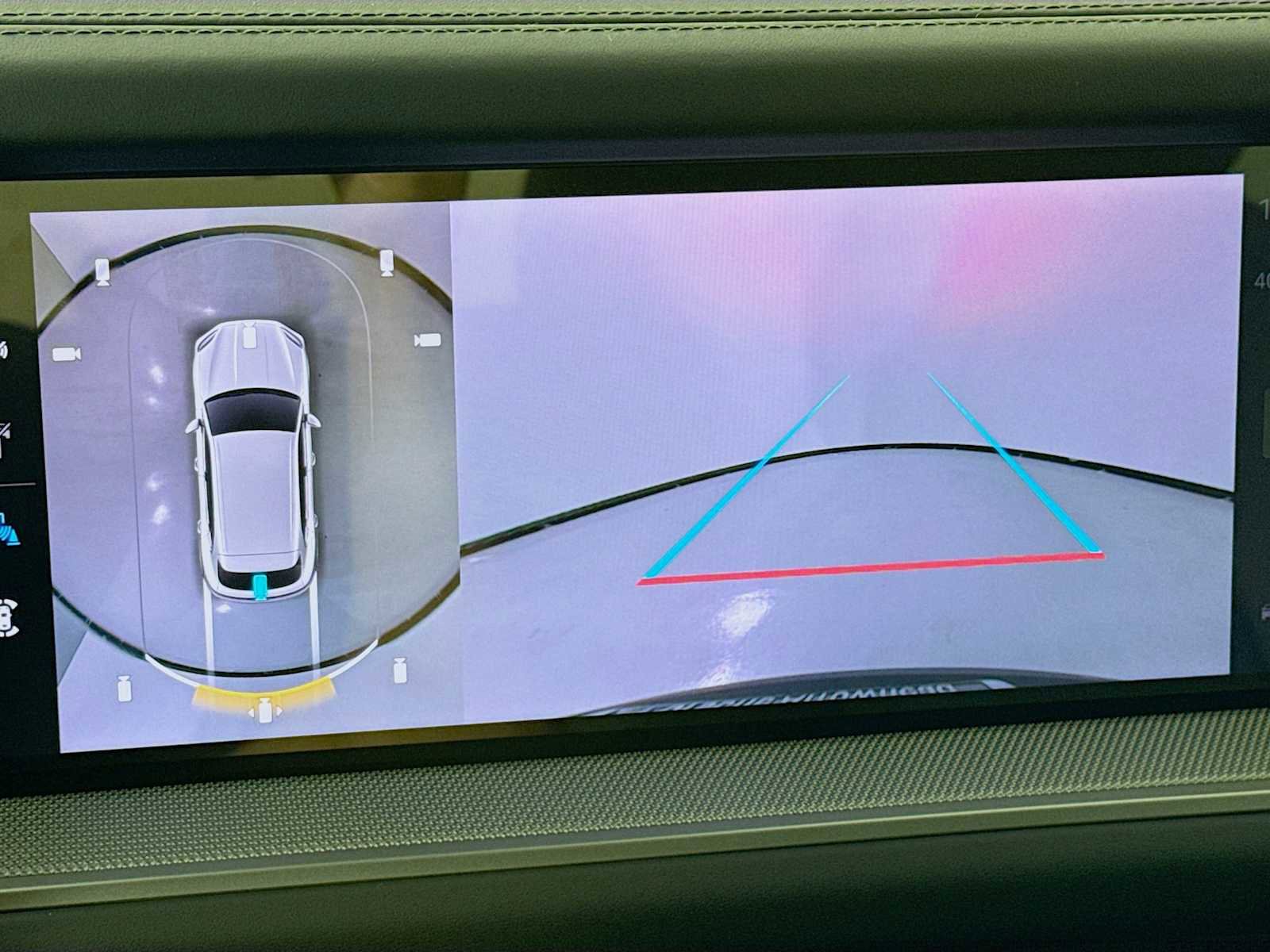 New 2026 Porsche Cayenne image 18