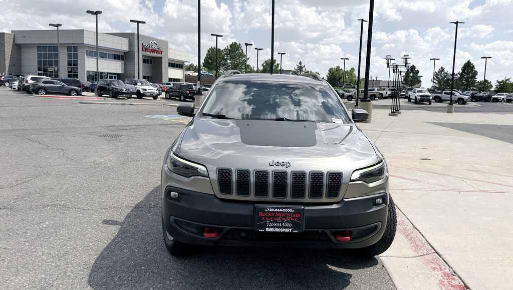 Used 2021 Jeep Cherokee Trailhawk AWD/4WD image 3