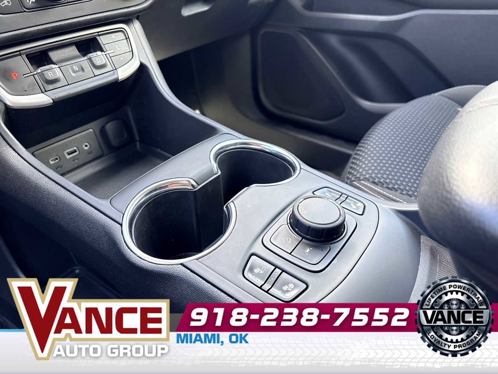 Used 2022 GMC Terrain SLE w/ Driver Convenience Package image 23
