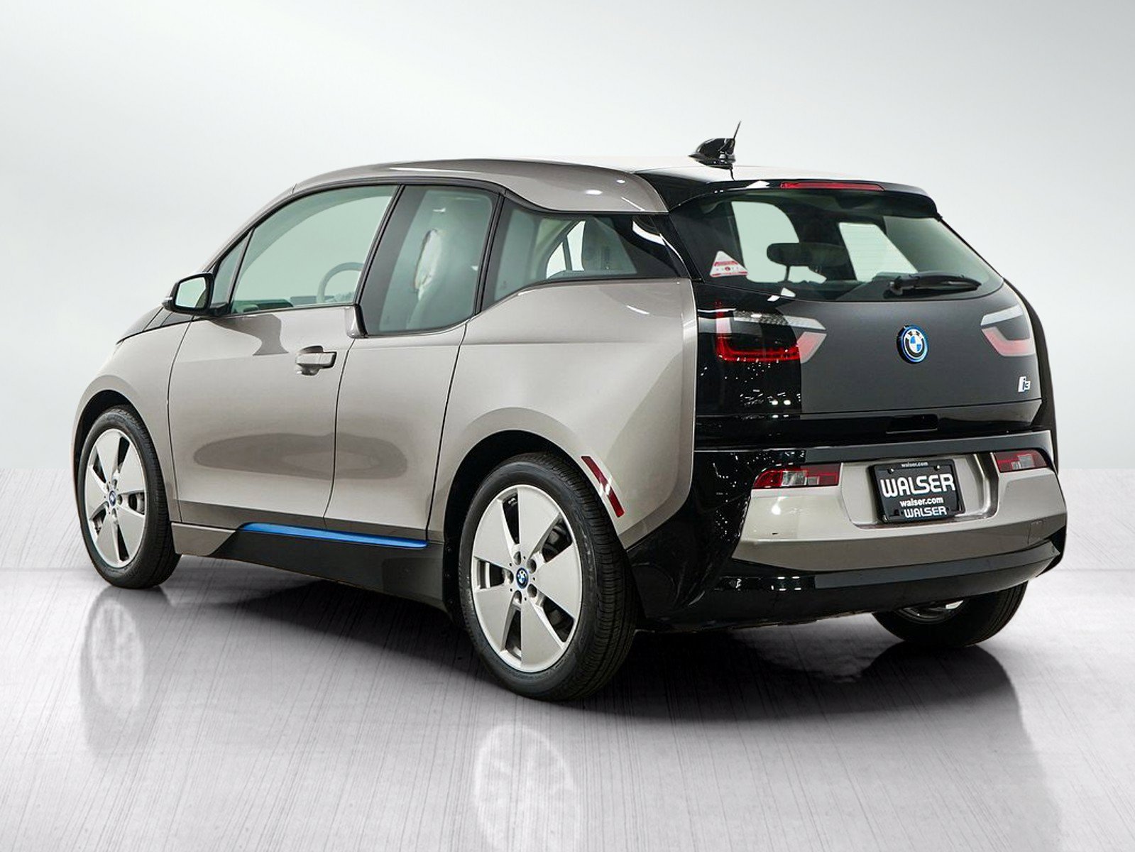 Used 2014 BMW i3 RWD image 4