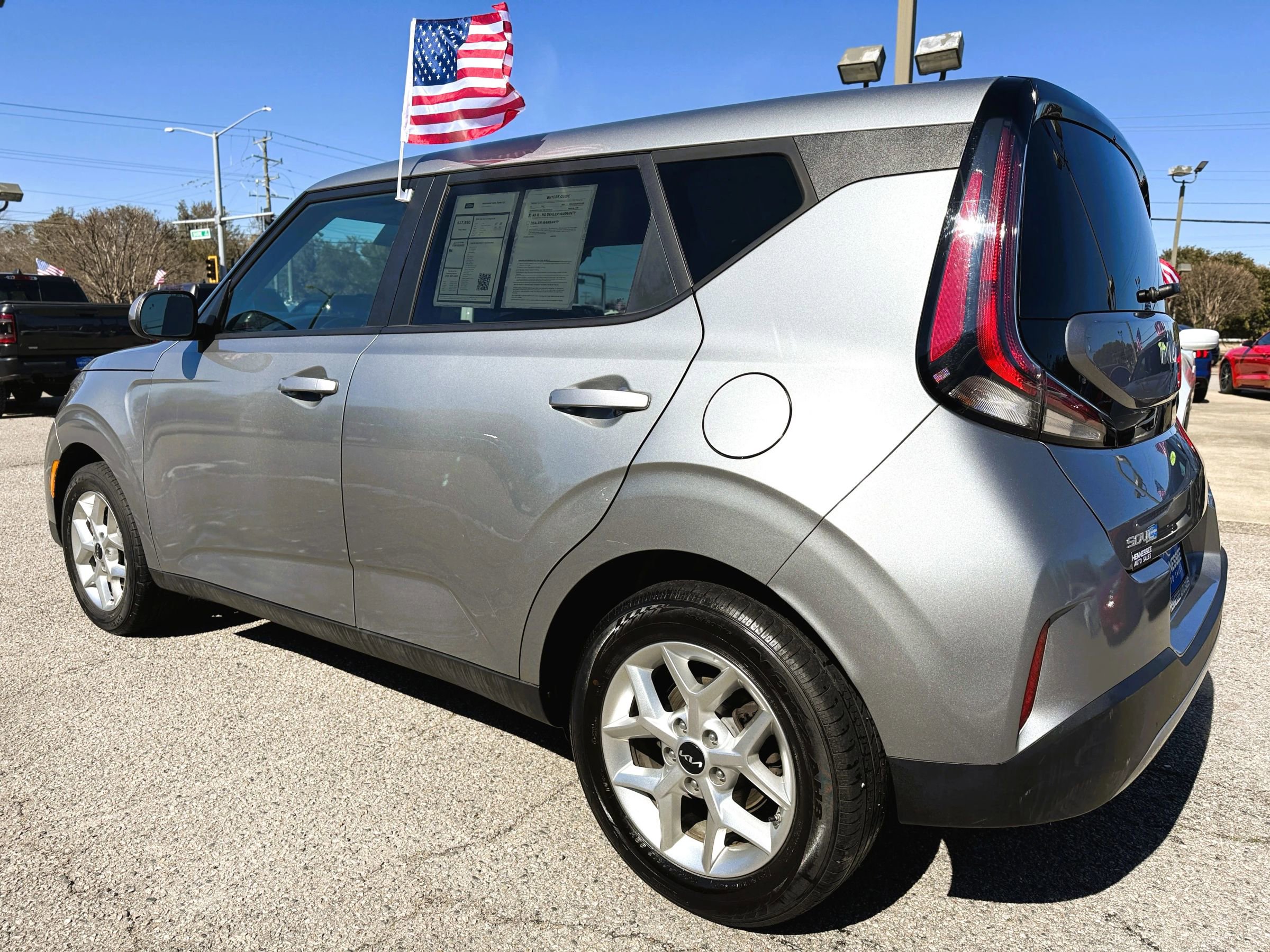 Used 2024 Kia Soul LX w/ Option Group 015 image 17