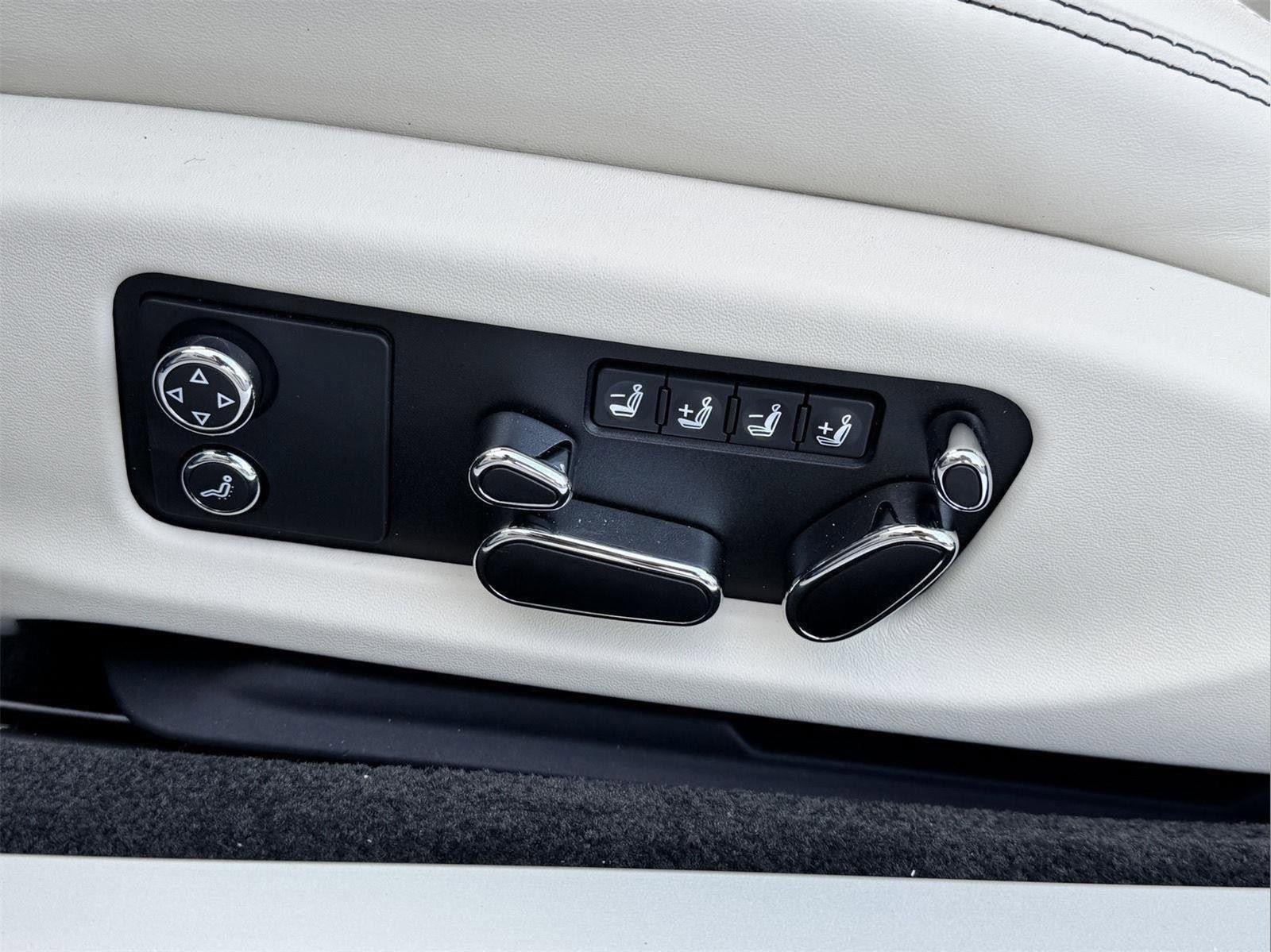 New 2026 Bentley Continental GTC AWD/4WD image 15