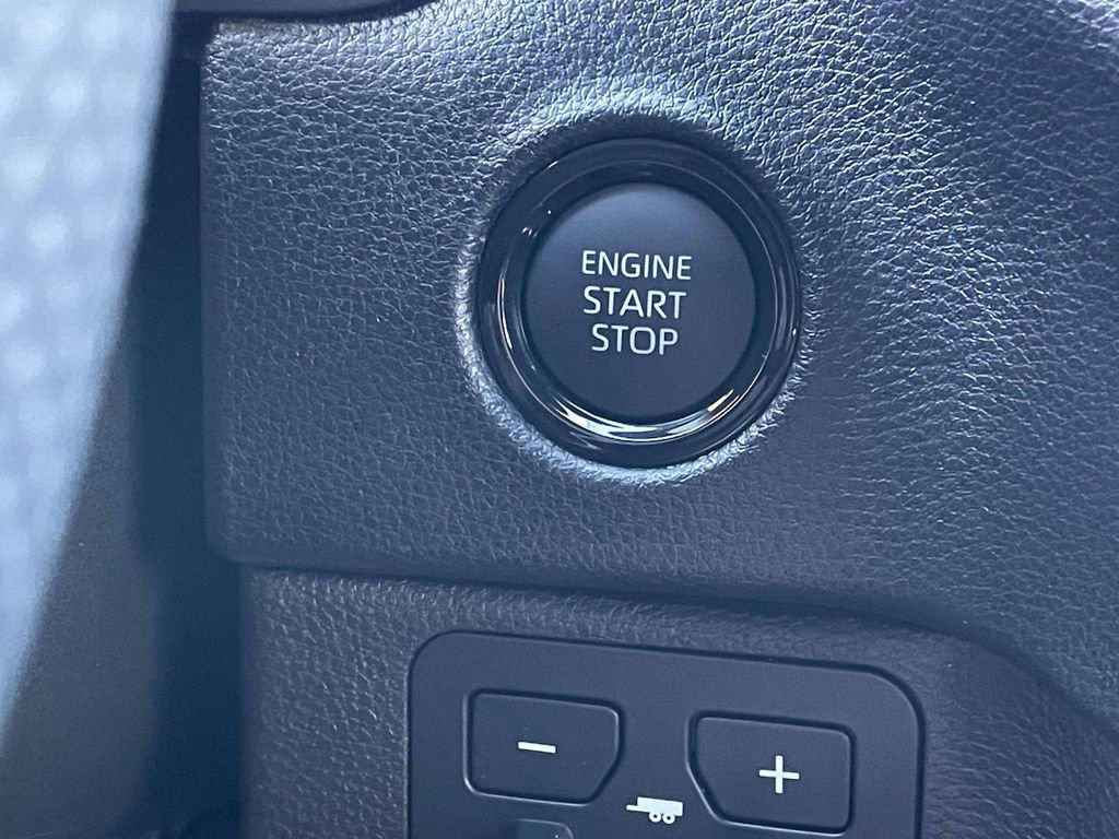 New 2026 Toyota Tundra SR5 image 34