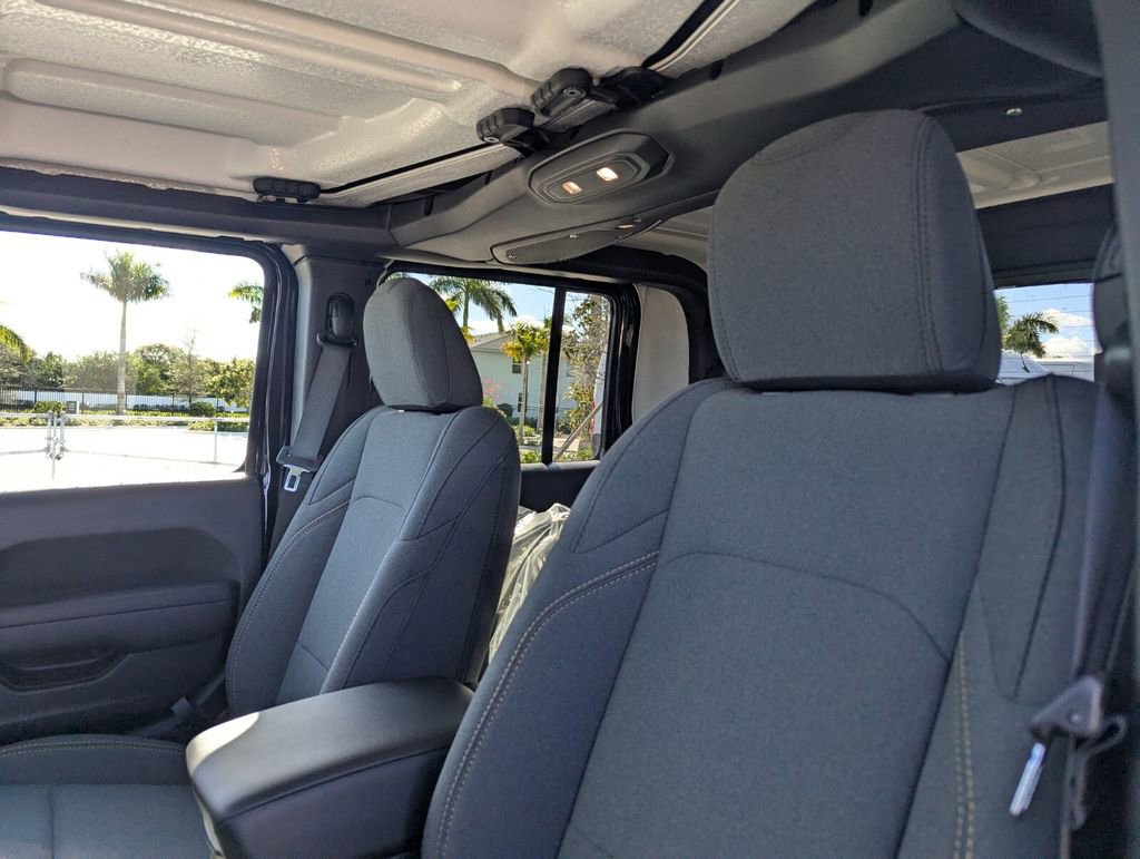 New 2026 Jeep Gladiator Sport image 11