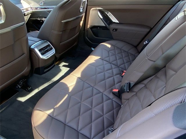 New 2026 BMW 740i w/ Premium Package image 16