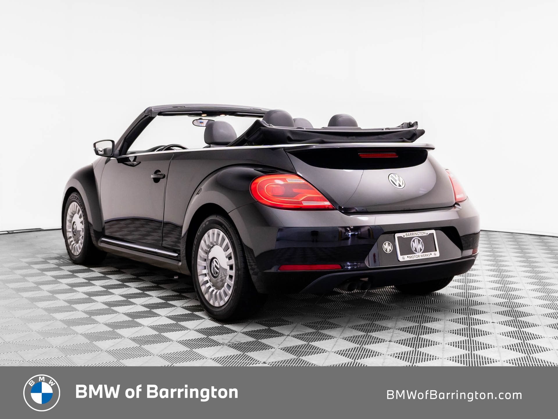 Used 2015 Volkswagen Beetle 1.8T FWD image 3