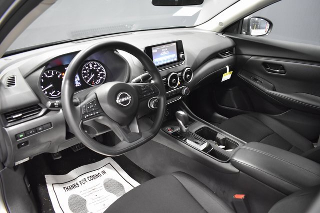 Certified 2025 Nissan Sentra S image 4