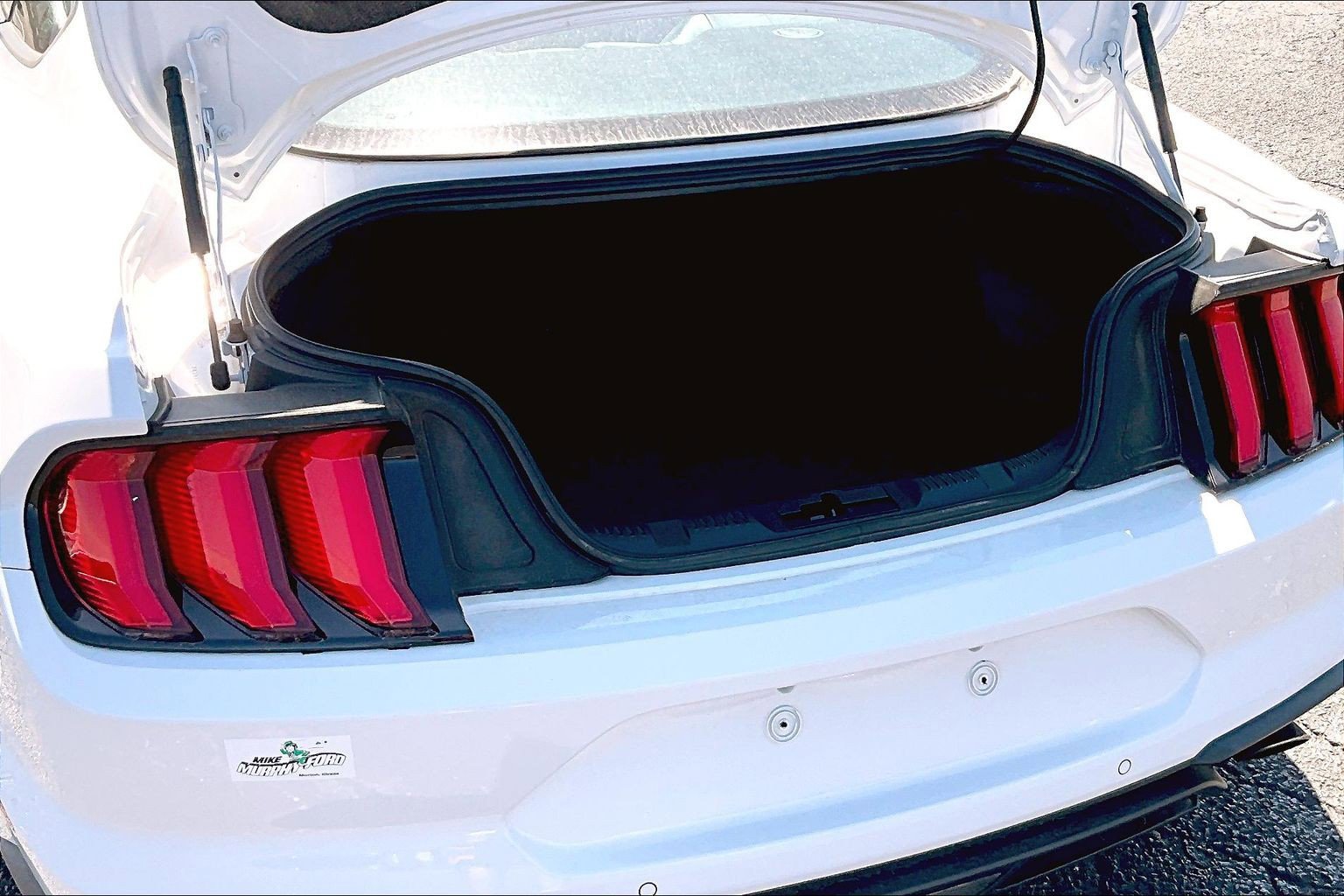 Used 2021 Ford Mustang Premium w/ Ford Safe & Smart Package RWD image 18