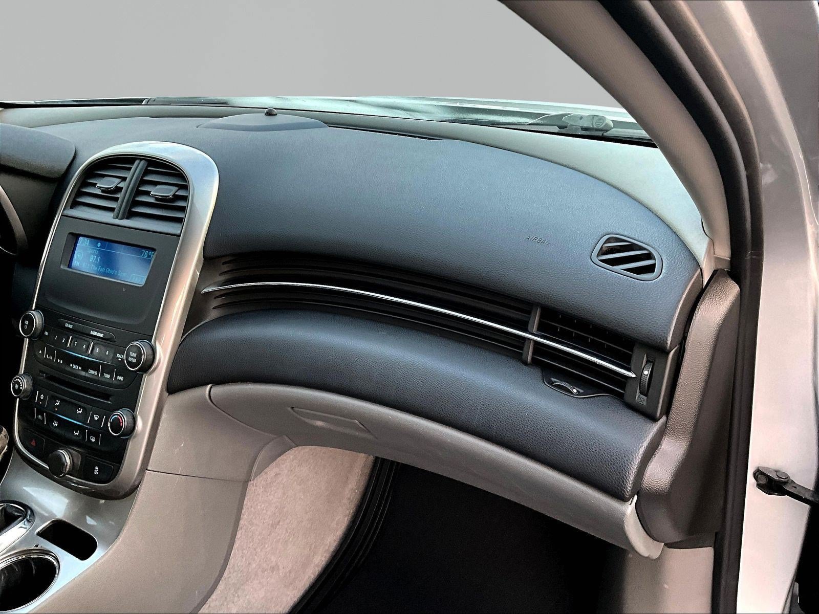 Used 2014 Chevrolet Malibu LS FWD image 23