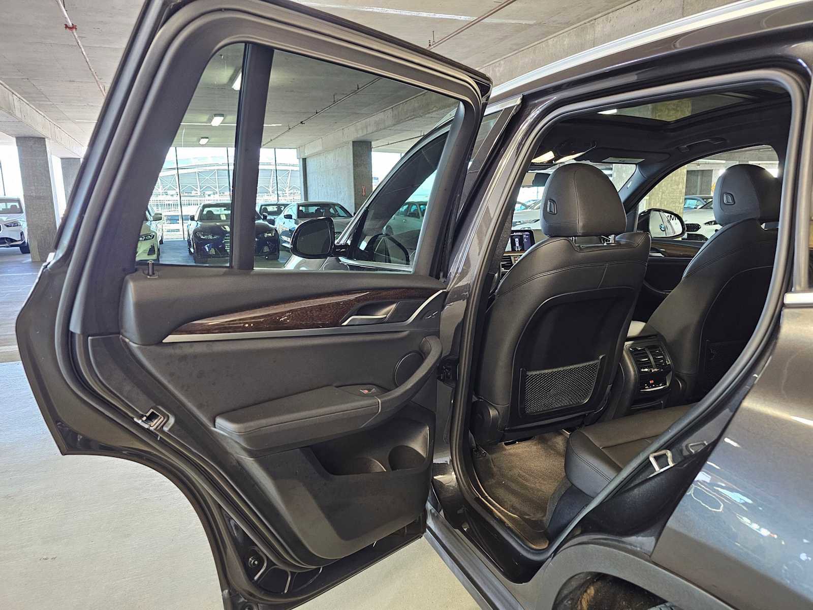 Used 2021 BMW X3 xDrive30e w/ Premium Package image 35