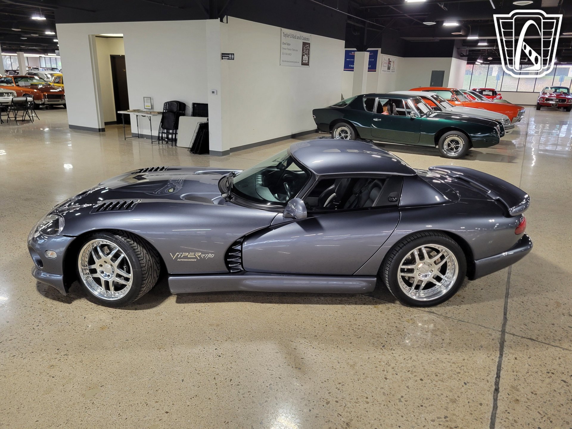 Used 2000 Dodge Viper RT/10 image 7