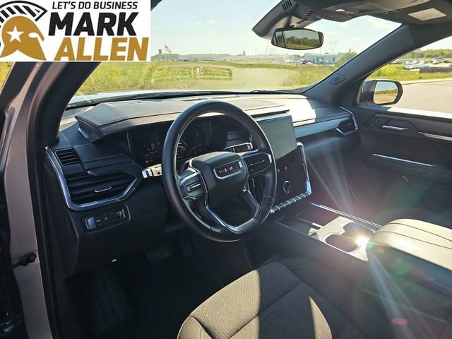 Used 2025 GMC Acadia Elevation FWD image 10