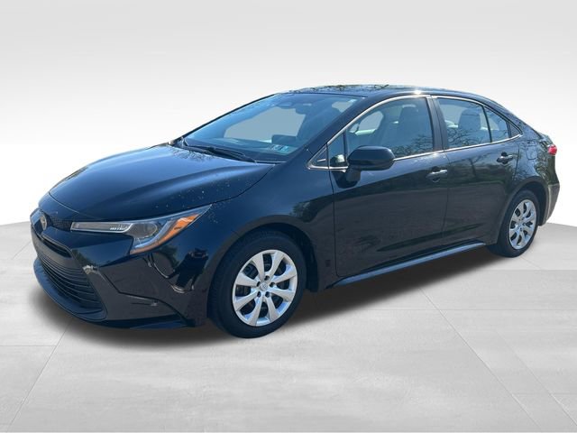 Certified 2024 Toyota Corolla LE FWD image 1
