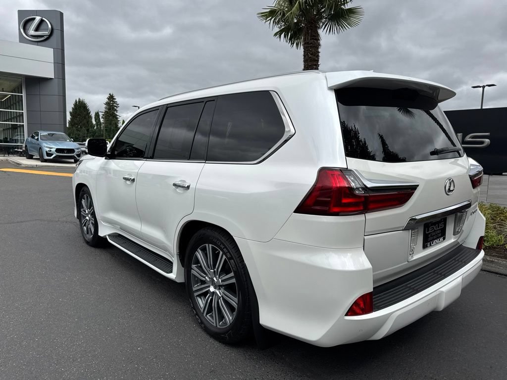 Used 2017 Lexus LX 570 4WD w/ Luxury Package image 3