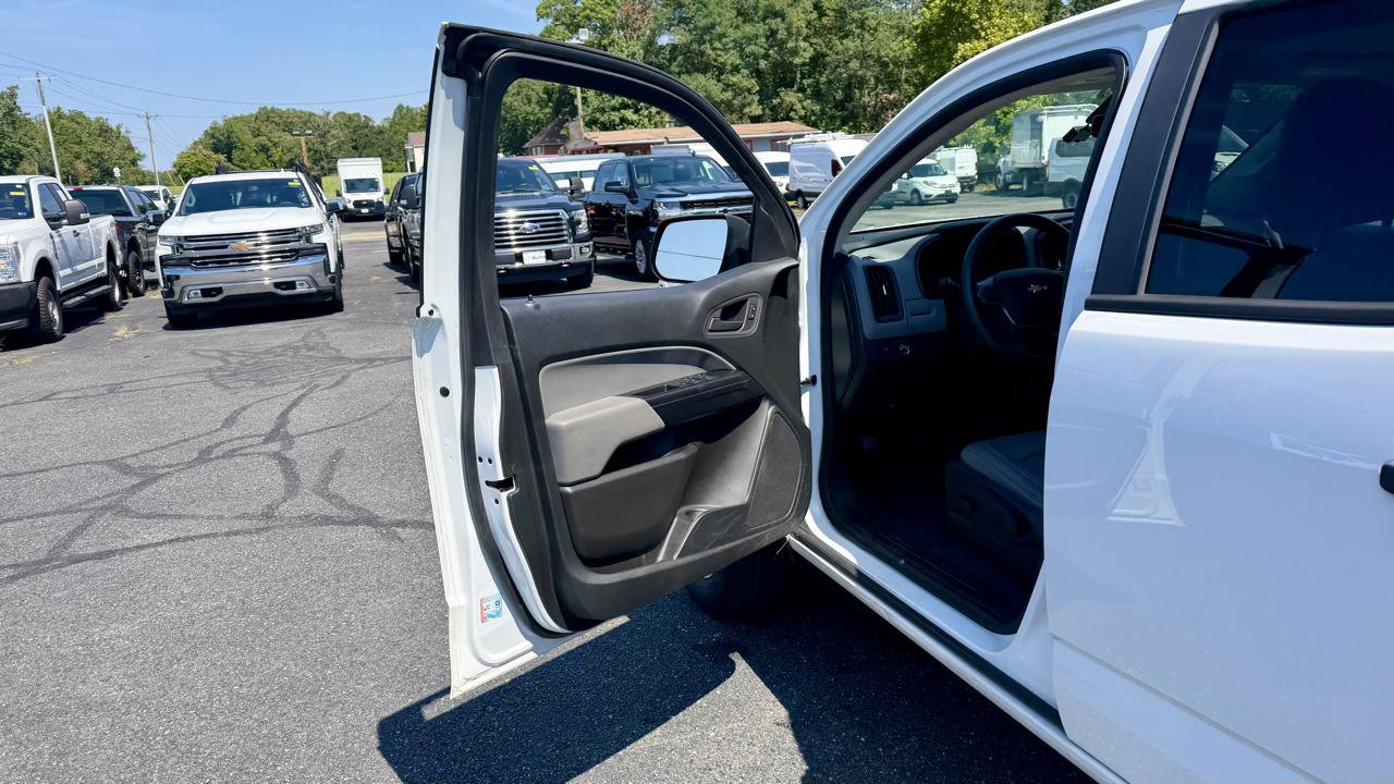 Used 2022 Chevrolet Colorado W/T w/ WT Convenience Package RWD image 17