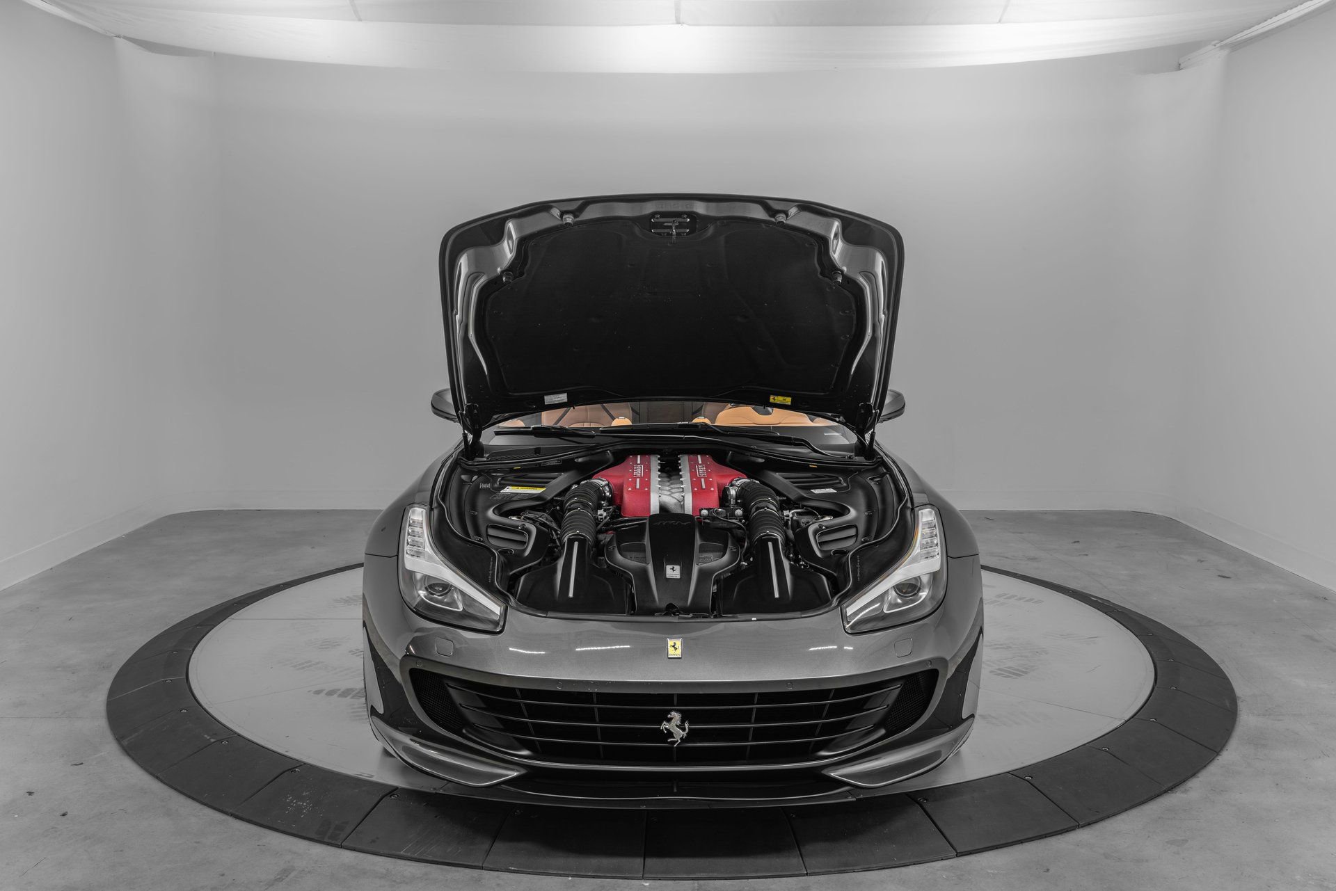 Certified 2019 Ferrari GTC4Lusso AWD/4WD image 26