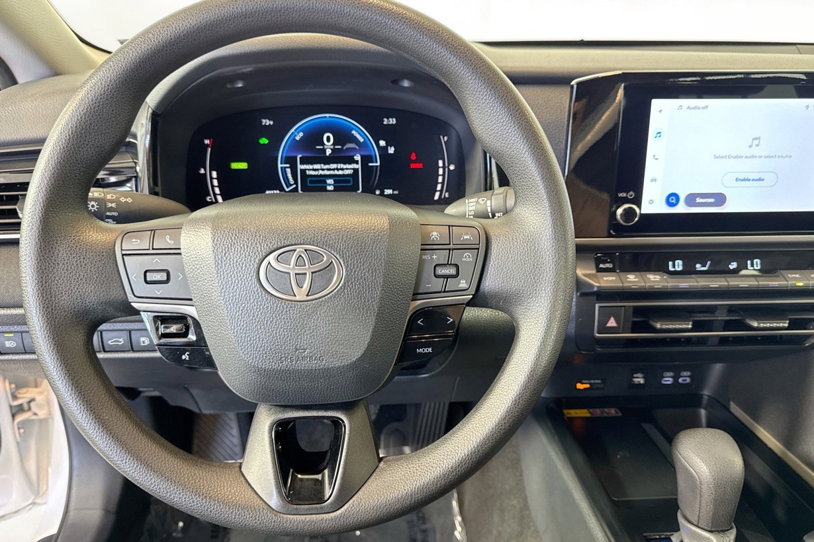 Used 2025 Toyota Camry LE FWD image 11