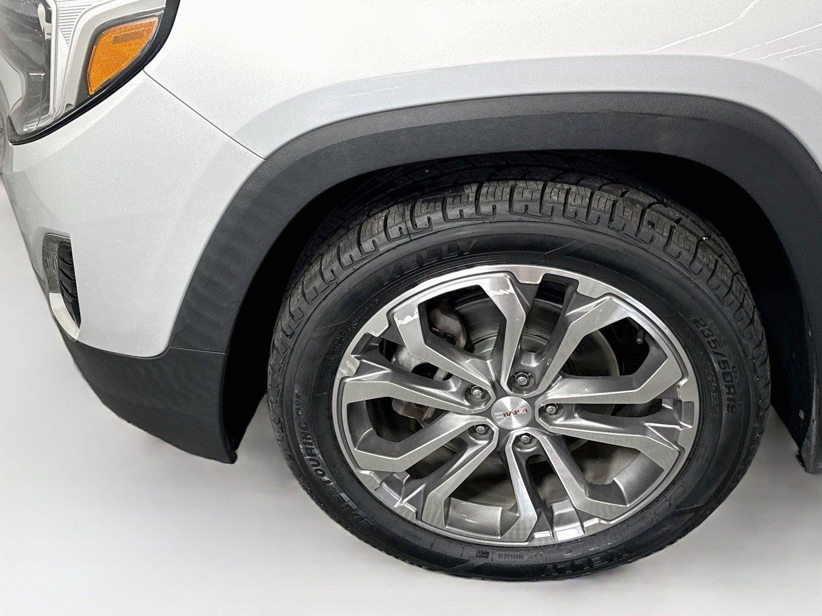 Used 2020 GMC Terrain SLT w/ Preferred Package AWD/4WD image 8