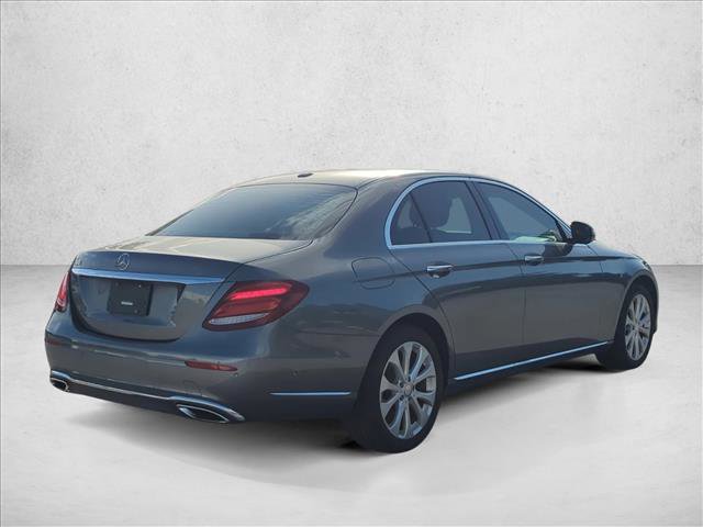 Used 2017 Mercedes-Benz E 300 E 300 Luxury image 3