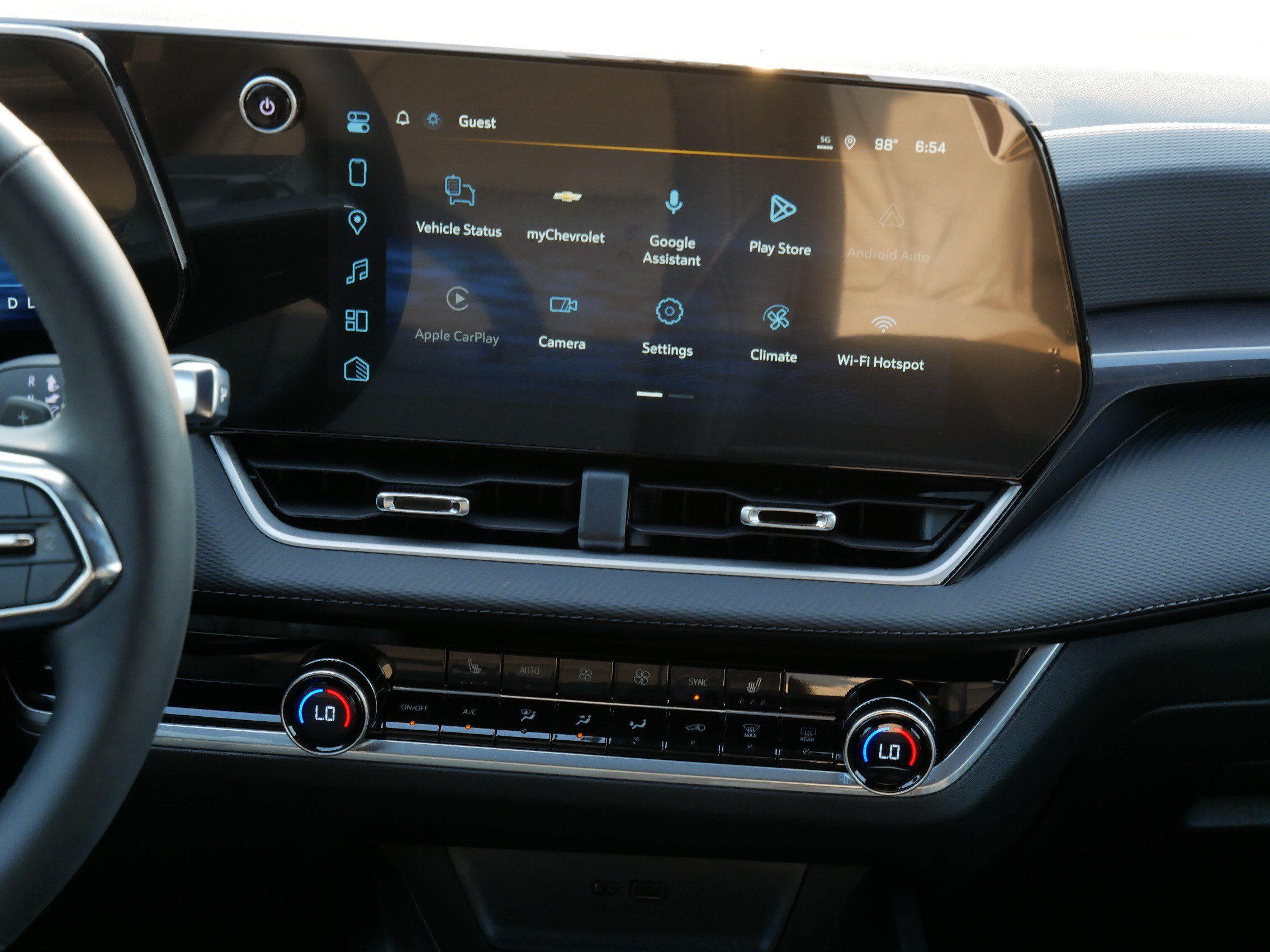 New 2027 Chevrolet Equinox LT w/ Convenience Package II AWD/4WD image 7