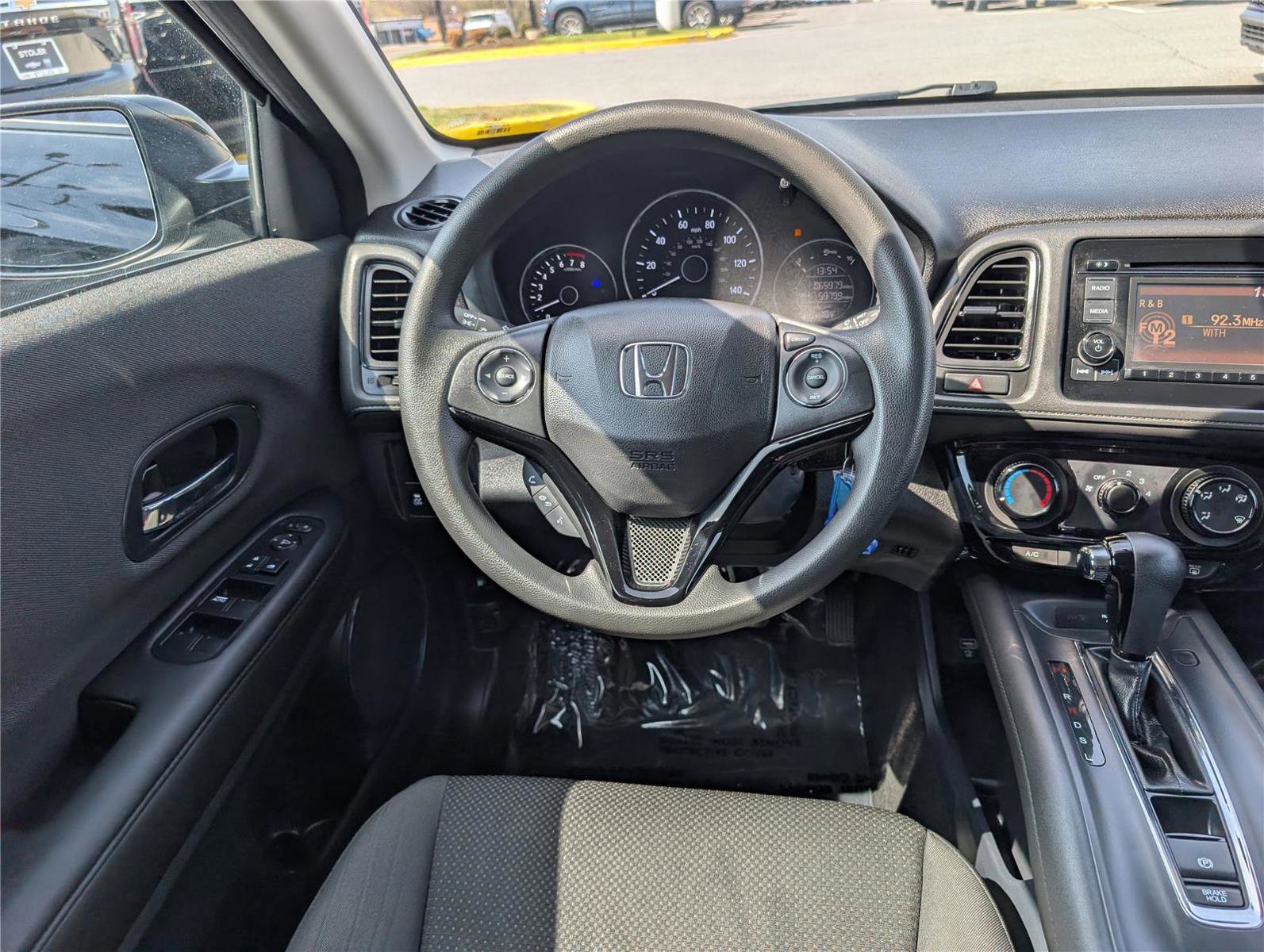 Used 2019 Honda HR-V LX image 16