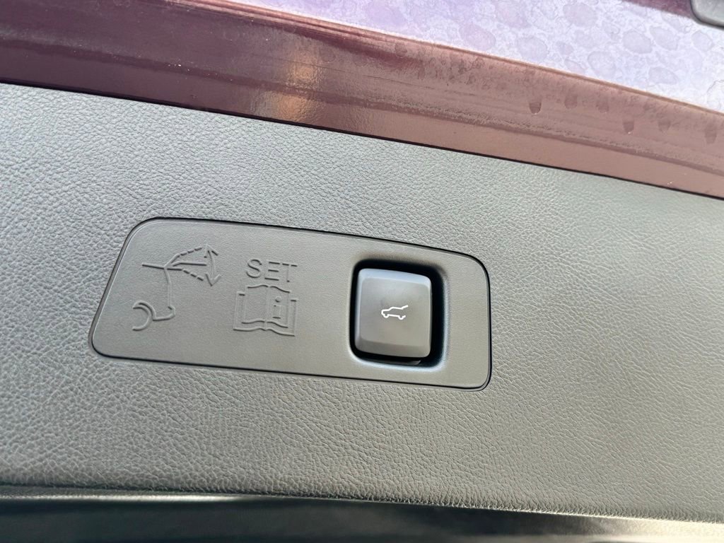 Used 2020 Lincoln Corsair Reserve w/ Equipment Group 201A image 39