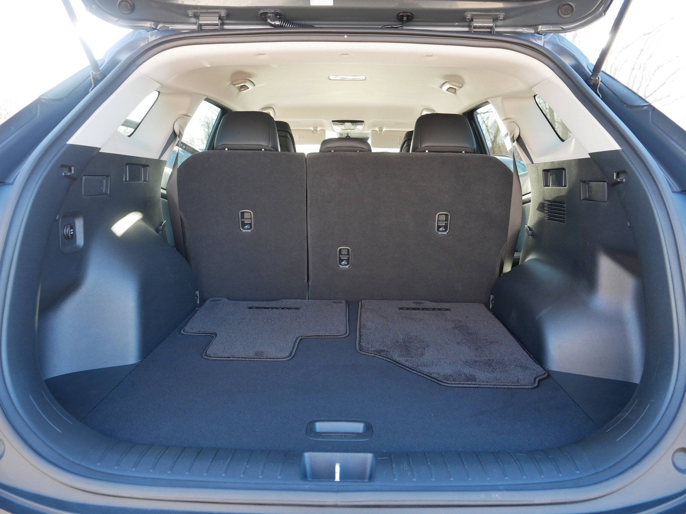 Certified 2024 Kia Sportage EX image 18