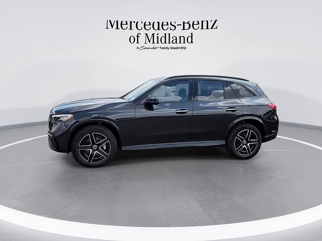 New 2025 Mercedes-Benz GLC 300 image 4