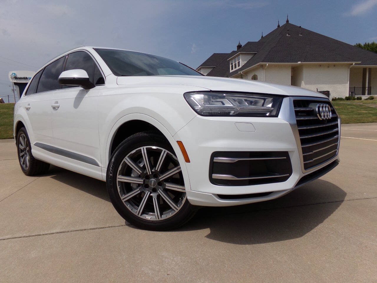 Used 2019 Audi Q7 2.0T Premium Plus w/ Premium Plus Package AWD/4WD image 16