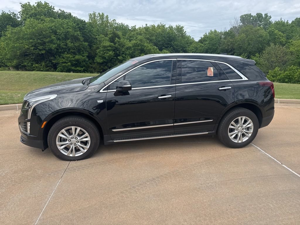 Used 2024 Cadillac XT5 Luxury FWD image 2