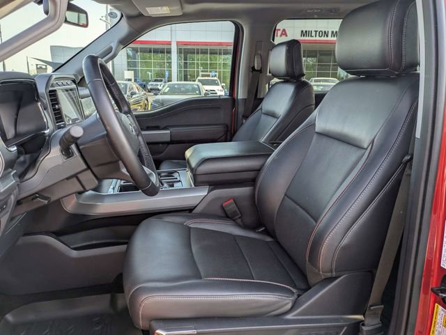 Used 2023 Ford F150 Lariat w/ Trailer Tow Package image 19